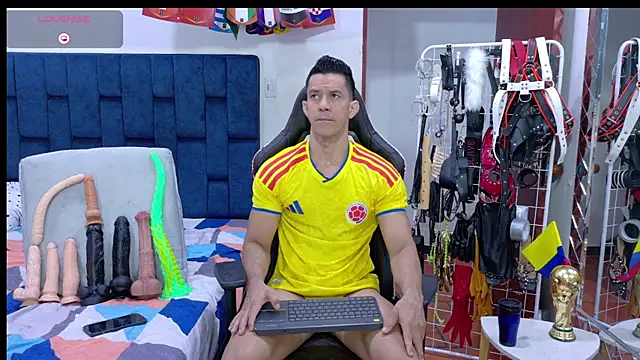 JoseRumbero26 online show from July 3, 2026, 11:38 am