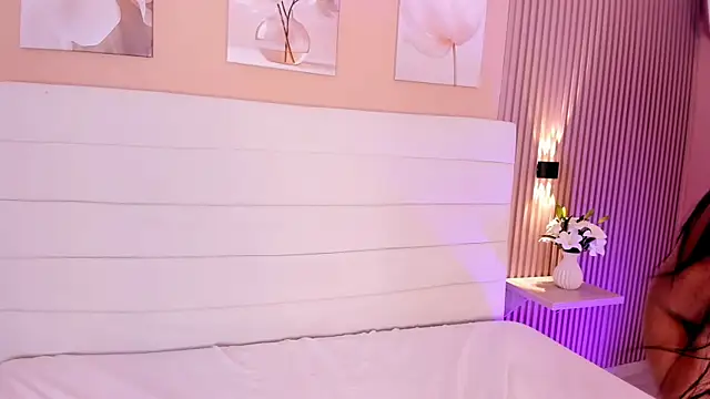 Lilly 2809  online show from March 28, 2026, 3:50 am