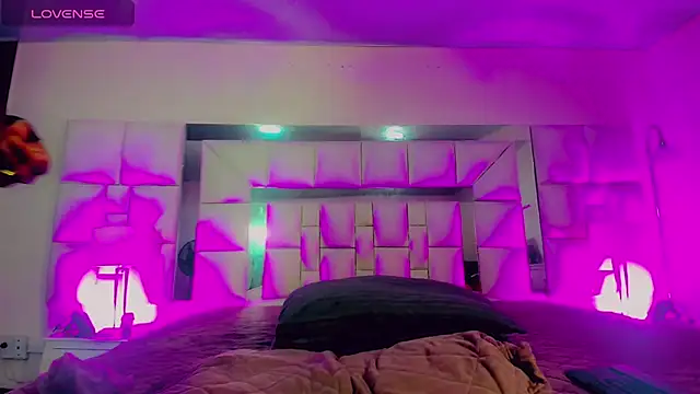  ChanellR  online show from March 2, 2026, 11:50 am