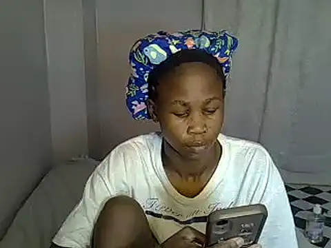 Snapshot of SexxyTerry chatting on February 5, 2025, 8:35 pm SexxyTerry online show from February 5, 2025, 8:35 pm