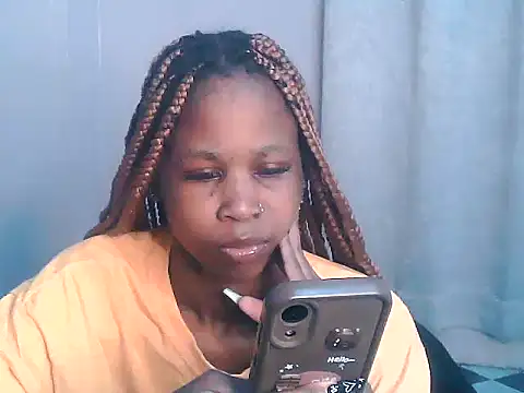 Snapshot of SexxyTerry chatting on October 6, 2025, 12:13 pm SexxyTerry online show from October 6, 2025, 12:13 pm