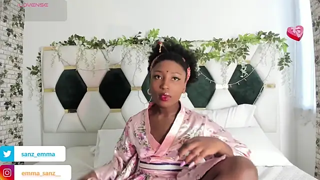 EmmaSanzz  online show from January 31, 2025, 11:35 am