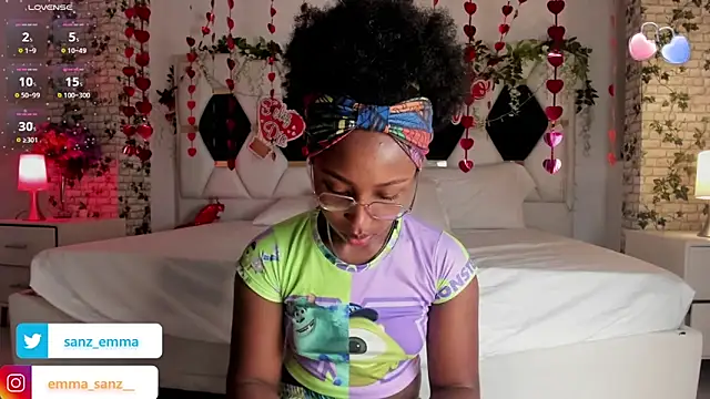 EmmaSanzz  online show from February 10, 2025, 8:42 am