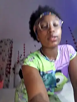 EmmaSanzz  online show from February 10, 2025, 11:46 am