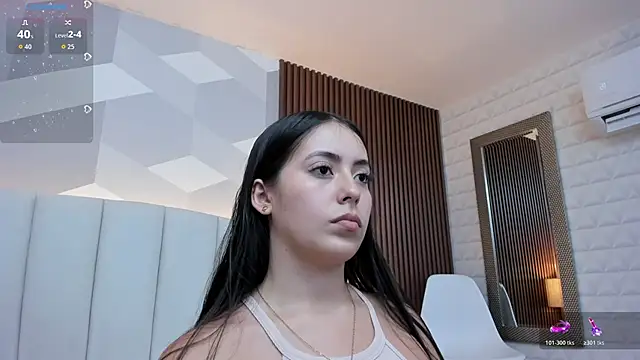 Snapshot of Julietasantos__ chatting on November 6, 2025, 6:20 pm Julietasantos online show from November 6, 2025, 6:20 pm