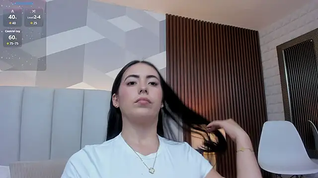 Snapshot of Julietasantos__ chatting on November 13, 2025, 6:40 pm Julietasantos online show from November 13, 2025, 6:40 pm