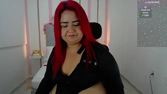 Mariana Rojas online show from January 14, 2025, 8:41 am