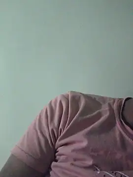 Snapshot of Desi69emd chatting on November 3, 2025, 11:33 am Desi69emd online show from November 3, 2025, 11:33 am