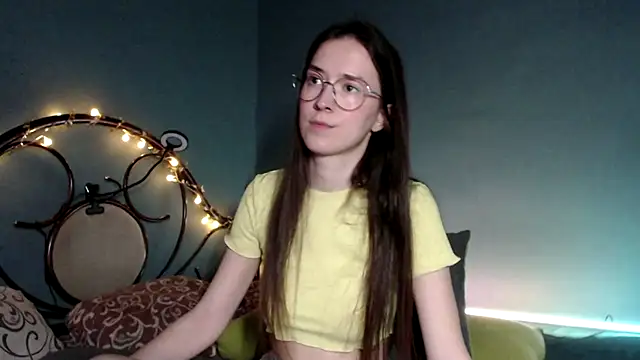 wow  kelly online show from February 8, 2025, 3:00 pm