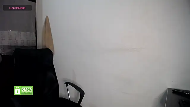 susana2523 online show from December 3, 2024, 6:37 am