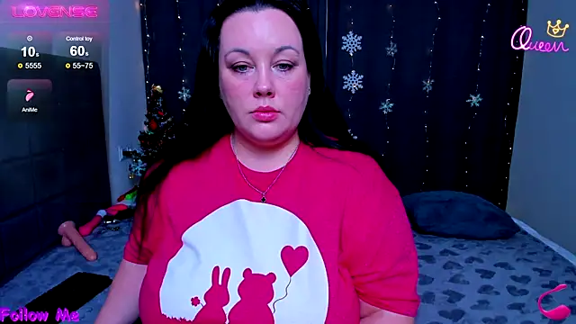 Snapshot of BubbleEmma chatting on December 19, 2025, 12:01 pm BubbleEmma online show from December 19, 2025, 12:01 pm