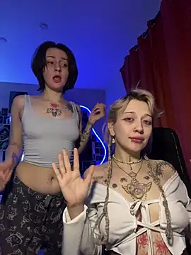 Dooubletroublee online show from February 28, 2026, 2:12 am