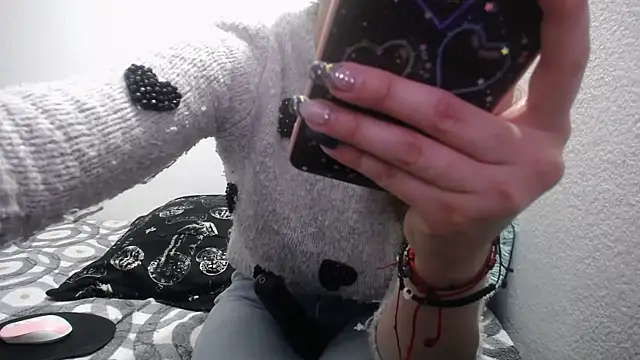 Snapshot of Luna_girlhot_ chatting on February 11, 2025, 7:38 pm Luna girlhot online show from February 11, 2025, 7:38 pm