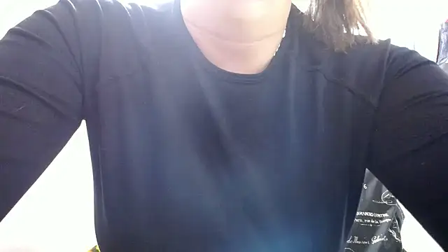 Luna girlhot  online show from April 28, 2026, 4:34 pm