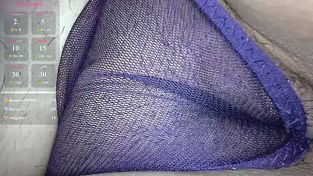 white sexy  online show from February 2, 2026, 11:14 pm