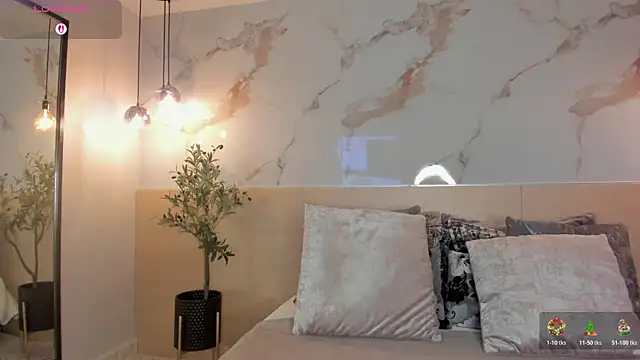 LeaThompson online show from December 3, 2025, 10:19 pm