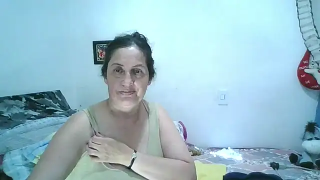 ximenajimenez online show from February 18, 2026, 10:28 pm
