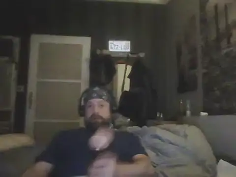 Snapshot of Prehistorixxx2686 chatting on December 24, 2024, 6:11 am Prehistorixxx2686 online show from December 24, 2024, 6:11 am