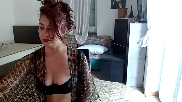 danasantoreal online show from July 25, 2026, 7:39 am