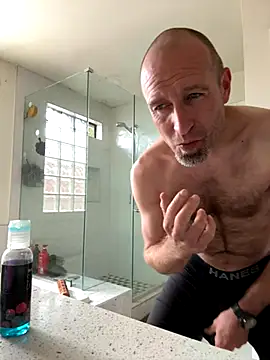 El Gizmo online show from November 30, 2025, 5:39 pm