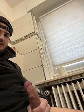 Furko 33 online show from February 27, 2025, 3:59 pm