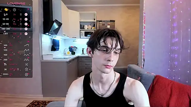Snapshot of Aaron_Boom chatting on June 28, 2026, 9:21 pm Aaron Boom online show from June 28, 2026, 9:21 pm