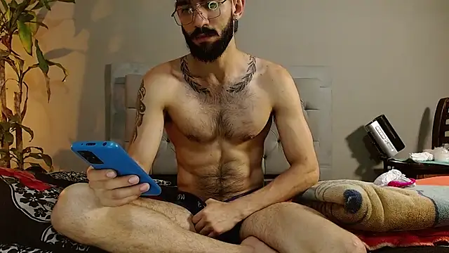 Snapshot of Mr_WhiteCock chatting on January 3, 2025, 10:08 pm Mr WhiteCock online show from January 3, 2025, 10:08 pm