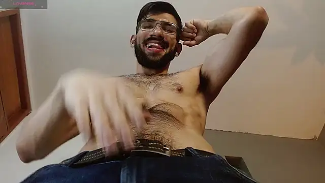 Snapshot of Mr_WhiteCock chatting on January 30, 2025, 9:25 pm Mr WhiteCock online show from January 30, 2025, 9:25 pm