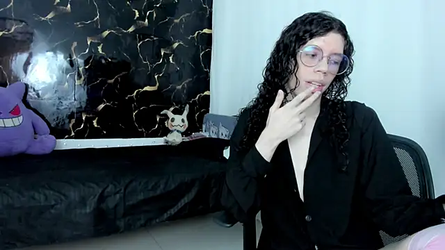 Angel Dust18 online show from April 2, 2026, 5:10 pm