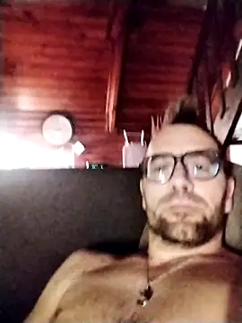 tomee83 online show from October 23, 2025, 5:07 am