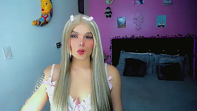 SweetKim21 online show from April 15, 2026, 2:51 am