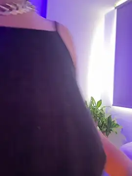 sukhakunis1 online show from February 21, 2025, 3:10 pm