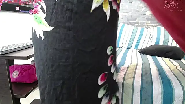 dayadubey  online show from December 5, 2025, 10:02 am