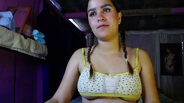 Snapshot of ZoeKuipers13 chatting on January 31, 2025, 9:05 pm ZoeKuipers13 online show from January 31, 2025, 9:05 pm