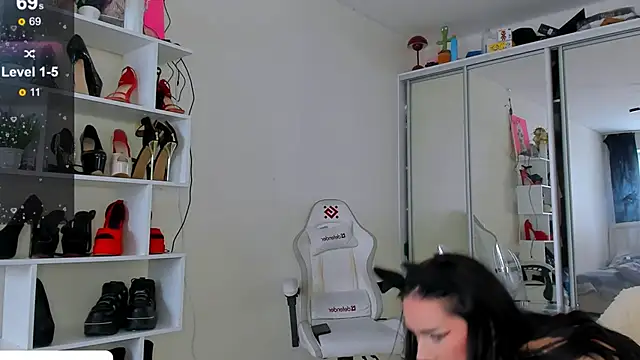 MaryVegas69 online show from November 24, 2025, 11:10 am