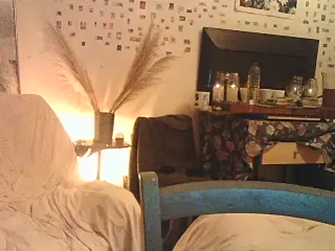 Snapshot of DaddyQuimHot chatting on February 1, 2025, 11:16 pm DaddyQuimHot online show from February 1, 2025, 11:16 pm