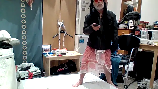 Snapshot of DaddyQuimHot chatting on September 29, 2025, 1:44 am DaddyQuimHot online show from September 29, 2025, 1:44 am