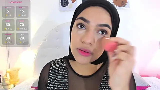 Snapshot of Umarani_ chatting on November 13, 2025, 6:29 pm Umarani online show from November 13, 2025, 6:29 pm