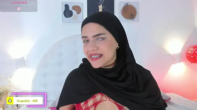 Snapshot of Umarani_ chatting on February 24, 2026, 6:17 pm Umarani online show from February 24, 2026, 6:17 pm