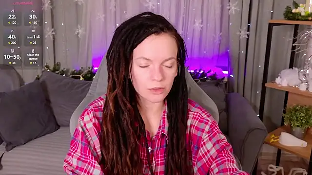 Snapshot of CoreyJane chatting on December 19, 2025, 5:25 am CoreyJane online show from December 19, 2025, 5:25 am