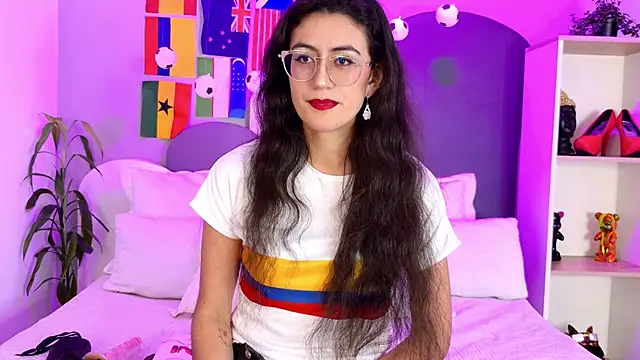 Snapshot of SophieGomez22 chatting on June 27, 2026, 11:37 am SophieGomez22 online show from June 27, 2026, 11:37 am