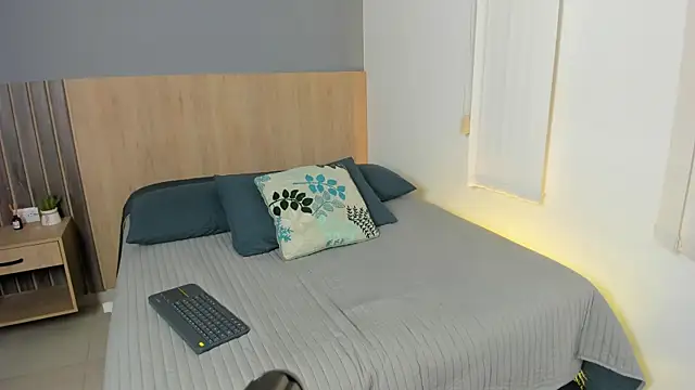 Snapshot of rebeca_cortez_ chatting on October 20, 2025, 8:09 pm rebeca cortez online show from October 20, 2025, 8:09 pm