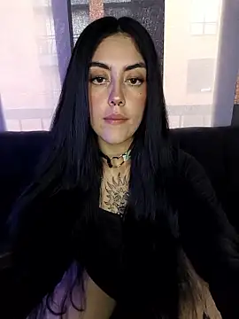 Snapshot of Mazikeen-- chatting on January 9, 2026, 10:33 pm Mazikeen-- online show from January 9, 2026, 10:33 pm