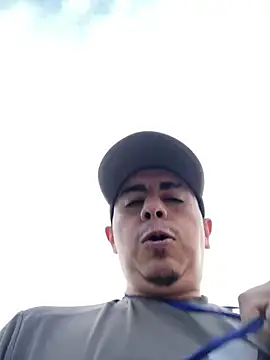 Snapshot of DanielGomez9 chatting on January 20, 2025, 9:53 pm DanielGomez9 online show from January 20, 2025, 9:53 pm