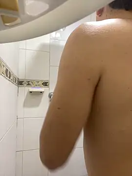 Snapshot of DanielGomez9 chatting on February 14, 2025, 12:47 pm DanielGomez9 online show from February 14, 2025, 12:47 pm