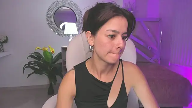 Snapshot of Ludovika_mattson chatting on December 19, 2024, 7:51 pm Ludovika mattson online show from December 19, 2024, 7:51 pm