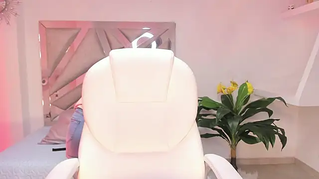 Snapshot of Ludovika_mattson chatting on January 29, 2025, 5:02 pm Ludovika mattson online show from January 29, 2025, 5:02 pm