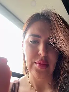 Eva Gonzalez online show from February 15, 2026, 3:09 pm