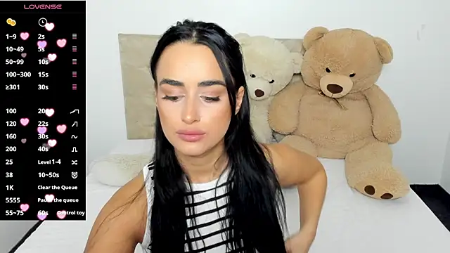 DarcieJane online show from December 3, 2024, 7:33 pm