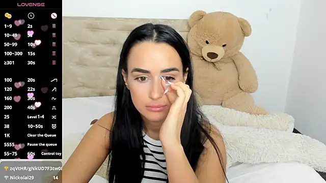 DarcieJane online show from December 4, 2024, 2:31 am